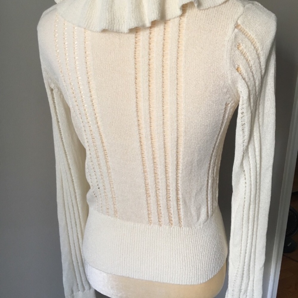 H&M Cream Sweater Ruffle collar Romantic - Picture 3 of 5